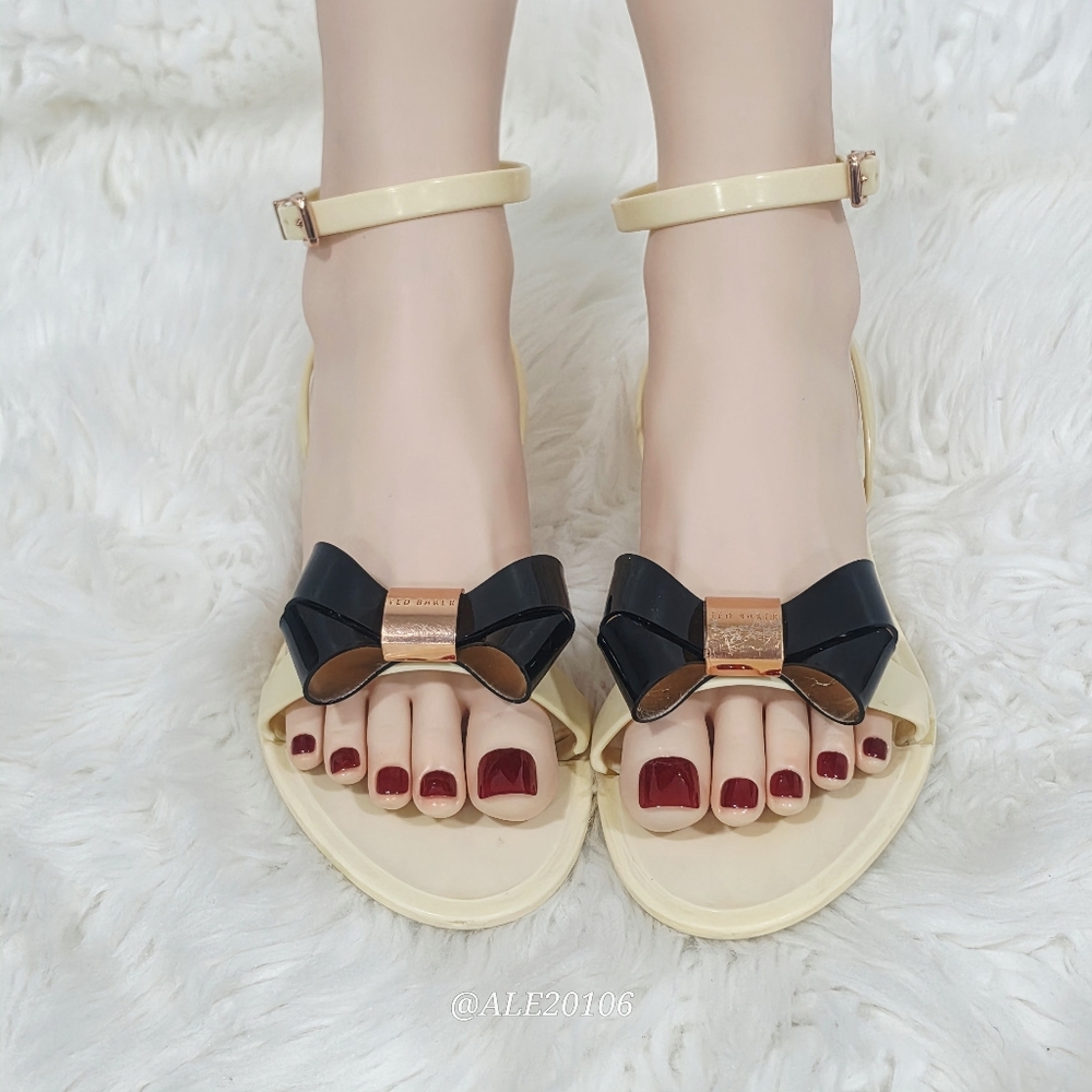 Ted Baker Louwla Jelly Sandals Women Size 39 Beige Black Bow Ankle Strap. - Picture 5 of 13